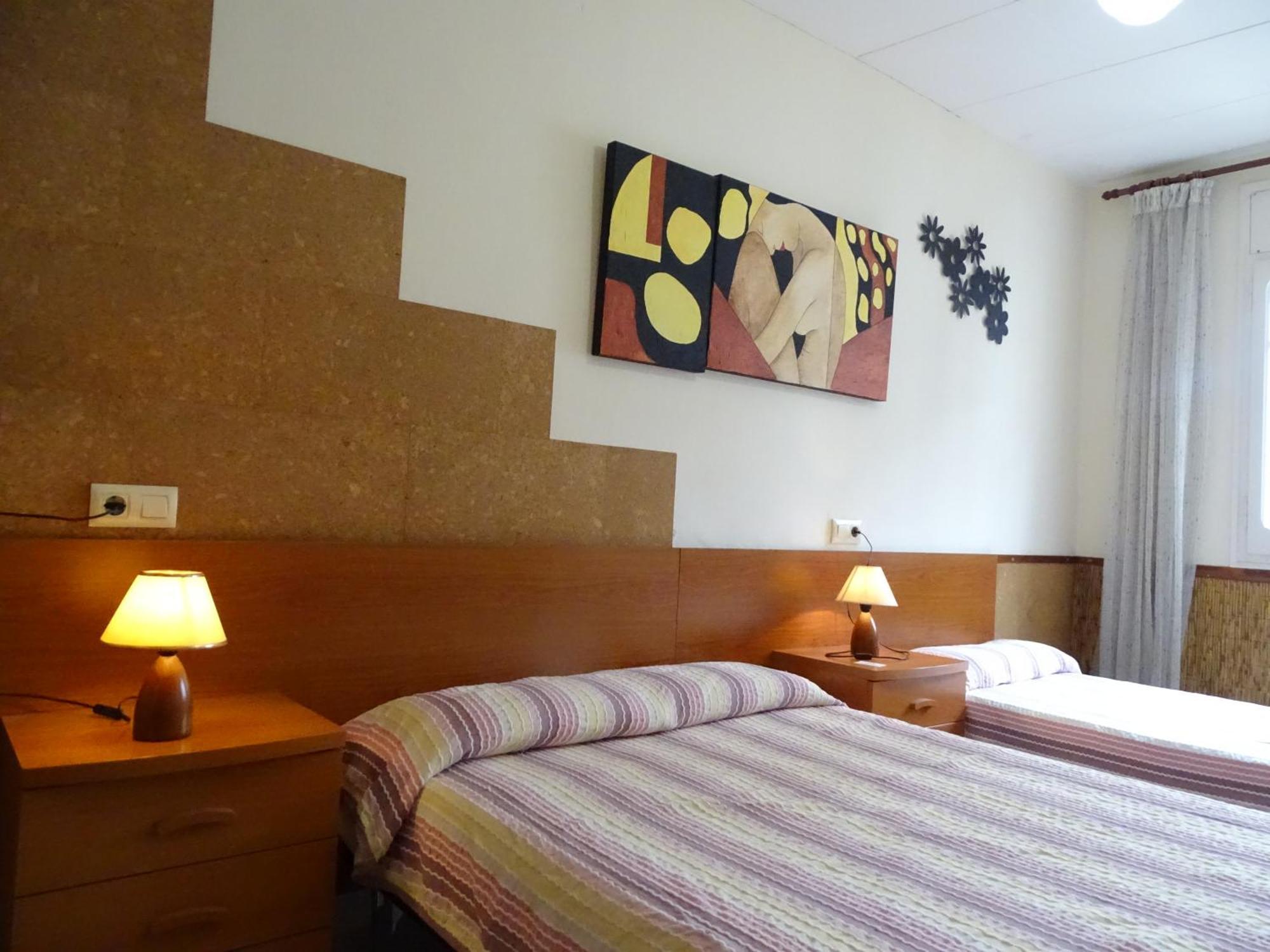 Hostal Lleida سيجور دي كالافيل المظهر الخارجي الصورة
